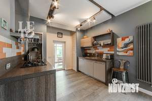 Дом 175м², 2-этажный, участок 5 сот.  