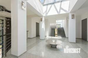 Коттедж 600м², 2-этажный, участок 35 сот.  