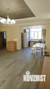 Дом 190м², 2-этажный, участок 10 сот.  