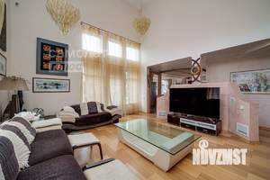 Коттедж 482м², 2-этажный, участок 18 сот.  