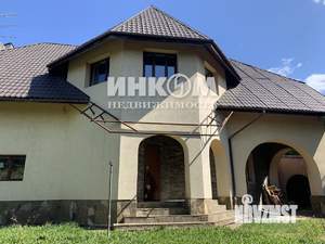 Дом 475м², 3-этажный, участок 14 сот.  