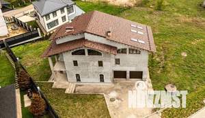 Коттедж 750м&sup2;, 3-этажный, участок 15 сот.  