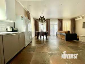 Дом 151м², 2-этажный, участок 6 сот.  