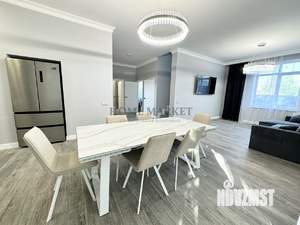 Дом 212м², 2-этажный, участок 7 сот.  