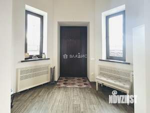 Дом 484м², 2-этажный, участок 6 сот.  