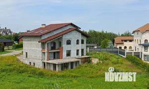 Коттедж 750м&sup2;, 3-этажный, участок 15 сот.  