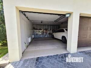 Дом 593м², 3-этажный, участок 25 сот.  