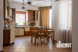 Дом 600м², 2-этажный, участок 36 сот.  