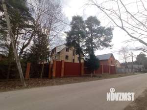Дом 375м², 3-этажный, участок 25 сот.  
