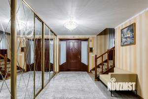 Дом 815м², 4-этажный, участок 11 сот.  