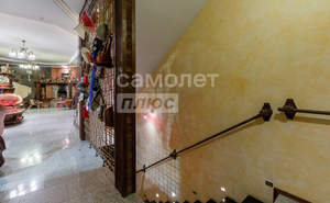 Дом 500м², 3-этажный, участок 30 сот.  