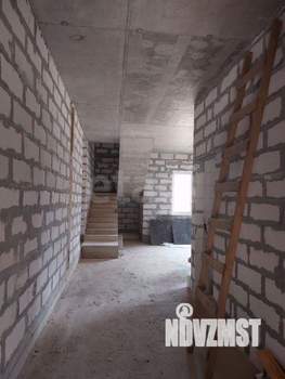 Дом 140м², 2-этажный, участок 3 сот.  