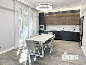 Дом 212м², 2-этажный, участок 7 сот.  