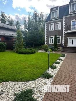 Дом 560м², 3-этажный, участок 1027 сот.  