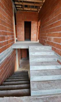 Дом 309м&sup2;, 2-этажный, участок 10 сот.  