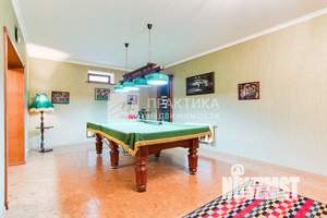 Дом 800м², 4-этажный, участок 20 сот.  