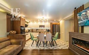 Дом 220м², 5-этажный, участок 2 сот.  