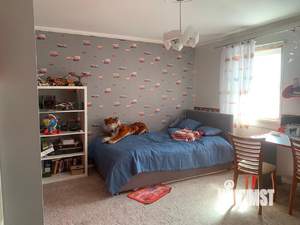 Дом 350м², 3-этажный, участок 25 сот.  