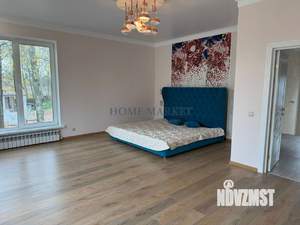 Дом 253м&sup2;, 2-этажный, участок 7 сот.  