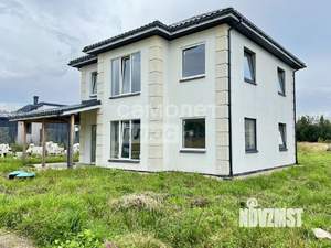 Дом 198м², 2-этажный, участок 10 сот.  