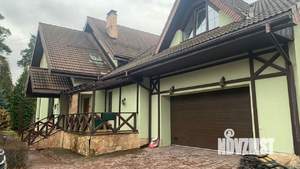 Коттедж 530м², 2-этажный, участок 20 сот.  