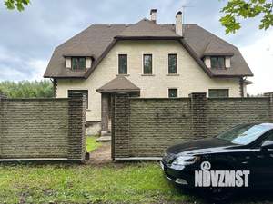 Дом 412м², 3-этажный, участок 16 сот.  