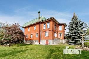 Дом 412м², 3-этажный, участок 14 сот.  