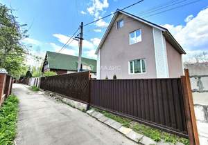 Дом 218м², 3-этажный, участок 7 сот.  