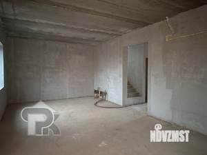 Коттедж 208м², 2-этажный, участок 6 сот.  