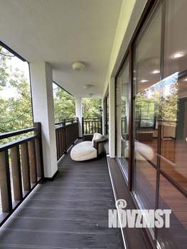 Дом 503м², 3-этажный, участок 42 сот.  