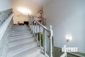 Дом 286м², 2-этажный, участок 24 сот.  