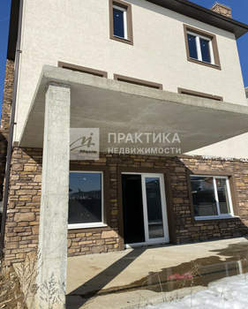 Дом 344м², 2-этажный, участок 7 сот.  