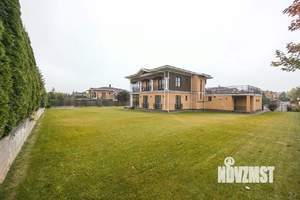 Дом 448м&sup2;, 2-этажный, участок 16 сот.  