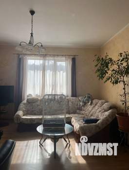 Дом 328м&sup2;, 2-этажный, участок 6 сот.  