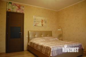 Коттедж 465м², 3-этажный, участок 15 сот.  