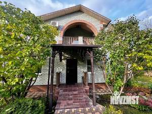 Коттедж 215м&sup2;, 2-этажный, участок 10 сот.  