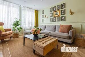 Таунхаус 200м², 3-этажный, участок 2 сот.  