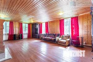 Дом 180м², 2-этажный, участок 13 сот.  