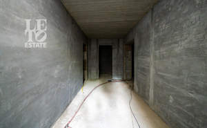 Дом 306м&sup2;, 1-этажный, участок 11 сот.  