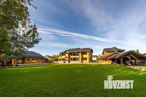 Дом 1106м², 3-этажный, участок 31 сот.  