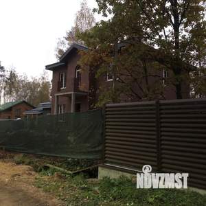 Дом 260м², 2-этажный, участок 8 сот.  
