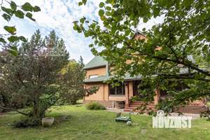 Дом 350м&sup2;, 2-этажный, участок 8 сот.  