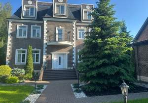 Дом 450м², 3-этажный, участок 10 сот.  