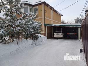 Дом 440м², 3-этажный, участок 7 сот.  