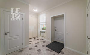 Дом 260м², 3-этажный, участок 17 сот.  