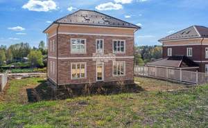 Дом 240м², 3-этажный, участок 10 сот.  