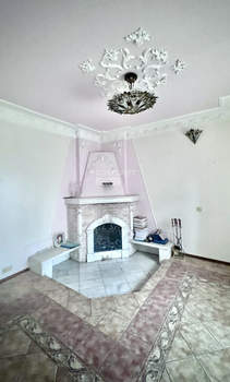 Дом 288м&sup2;, 2-этажный, участок 14 сот.  