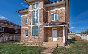 Дом 240м², 3-этажный, участок 10 сот.  