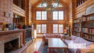 Дом 282м&sup2;, 2-этажный, участок 13 сот.  