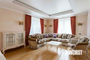 Коттедж 495м², 3-этажный, участок 22 сот.  